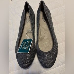 NEW! CLIFFS BY WHITE MOUNTAIN SIZE 9W  Clara Ballet‎ Flat Pewter Glitter silver
